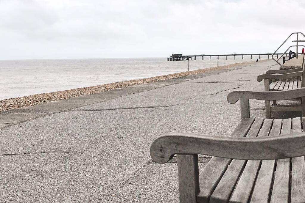 Seabeach Snug ディール エクステリア 写真